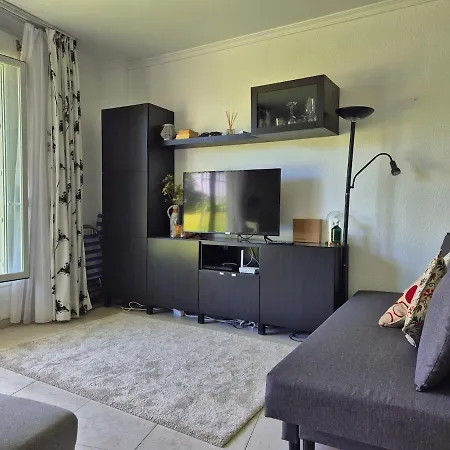 Beachside In Calahonda Apartman *