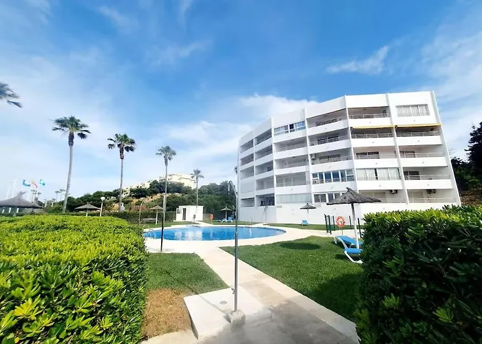 Beachside In Calahonda Apartamento